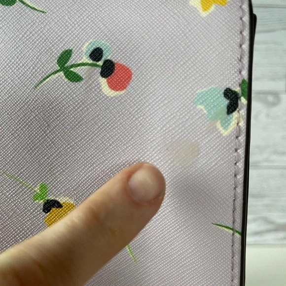 Kate Spade New York Cameron Wild Flower Ditsy Lavender Floral shoulder Bag - Picture 2 of 8